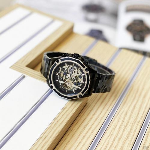 Наручний годинник img-4